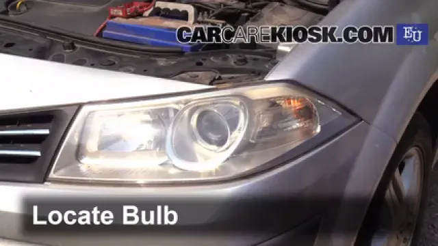 2003 Renault Megane Authentique 1.5L 4 Cyl. Turbo Diesel Lights Turn Signal - Front (replace bulb)
